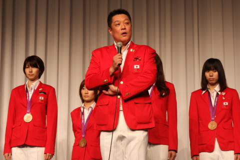 9/28　眞鍋監督・荒木主将・江畑　ミニインタビュー サムネイル