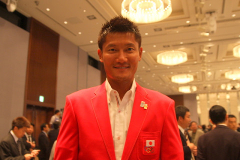 ビーチ　朝日健太郎　引退 サムネイル