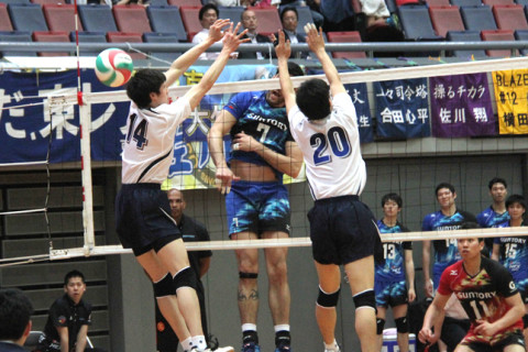 サントリー中大に貫禄勝ち。柳田兄弟初対決 サムネイル
