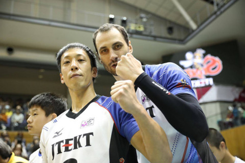 各国で優勝経験、ブルガリアの至宝カジースキ　Vリーグのレベルは「思ったより高い」 サムネイル
