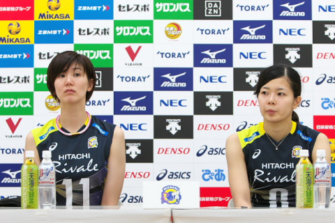 栗原恵「少しでもチームにプラスになる貢献ができたらと思う」　古賀紗理那「アタックのコースの幅をもっと増やしたい」 サムネイル