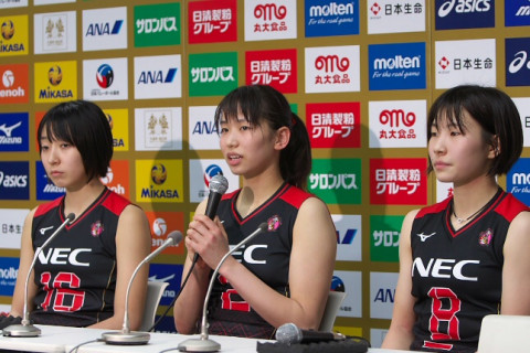皇后杯準決勝　会見コメント　荒木絵里香「全員で点数を取ることができた」　黒後愛「攻めるべきところで攻めきれなかった」 サムネイル