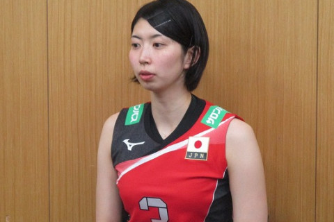 全日本女子主将・岩坂名奈「誰かのようにではなく、自分らしくチームを引っ張る」 サムネイル