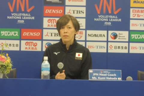 ネーションズリーグ女子　オランダ戦コメント　中田久美監督が涙「悔しさしかない」　黒後愛「もっとディフェンスでも貢献したい」 サムネイル