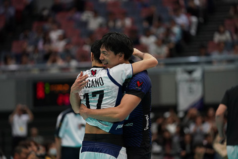 黒鷲旗 男子決勝 パナソニックvsジェイテクト パナソニック フォトギャラリー サムネイル