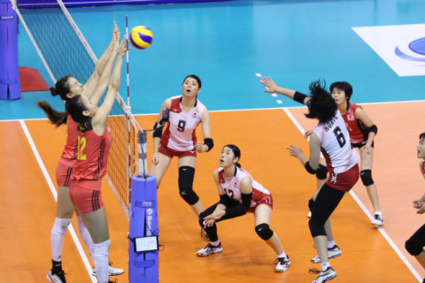 若手で挑んだ日本、中国にストレートで敗れるも銀メダルを獲得。日立・長内美和子、金蘭会高・水杉玲奈が個人賞　第6回アジアカップ女子 サムネイル