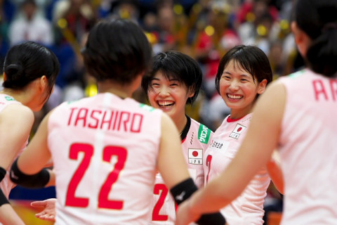 全日本女子、古賀、黒後らの活躍でドイツをストレートで下し、第1次ラウンド2位通過が決定　2018女子世界選手権 サムネイル
