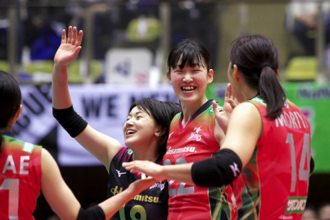 トヨタ車体、無傷の４連勝。岡山が今季初勝利。JT、久光製薬、NECは1敗を守る　V1リーグ女子 サムネイル