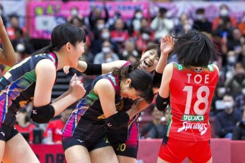 久光製薬、中川美柚初のフル出場でNECに競り勝つ。岡山がトヨタ車体をストレートで下し、５連勝　V1リーグ女子 サムネイル