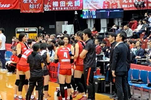 NEC・荒谷栞「バックアタックで貢献できたことがよかった」　日立・上坂瑠子「サーブレシーブに苦しんだ」　V1リーグ女子2/9（川崎）記者会見コメント サムネイル