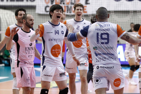 石川祐希（シエナ）、最終戦をフルセットで勝利「勝ってシーズンを終えられてよかった」 サムネイル