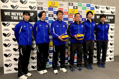 V1リーグ女子グランドファイナル前日会見　石井優希「今季の集大成。すべてを出し切る」　黒後愛「バレーボールって面白いと思ってもらえるような試合をしたい」 サムネイル