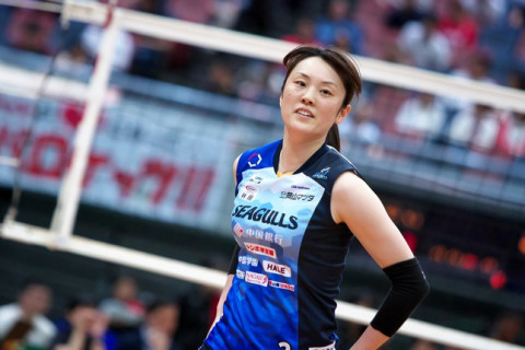 山口舞・石田瑞穂・鈴木裕子・山田美花・中川千世・丸山裕子・筒井視穂子 黒鷲旗退団選手フォトギャラリー 女子編1　 サムネイル