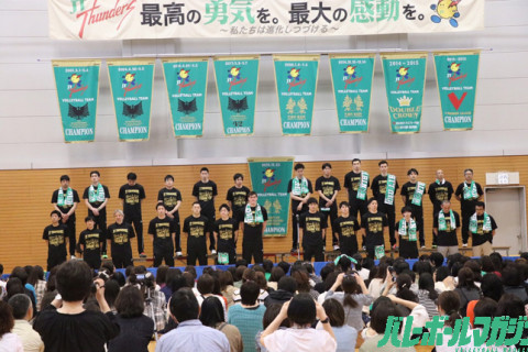 JTサンダーズファン感謝祭読者レポート　さよならヴコヴィッチ監督、リービン選手「心は今もここにいる」 サムネイル