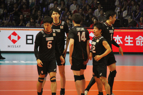 関田誠大「ミドルには常に助走に入ってほしい」高野直哉、大竹壱青　イラン戦後談話 サムネイル