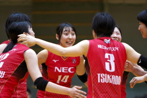 埼玉上尾がNECとKUROBEを下し、現在首位。2019V・サマーリーグ女子東部大会2日目 サムネイル