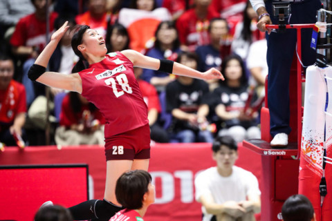 日本、石川真佑が流れを変えるもブラジルにストレート負け　W杯2019女子 サムネイル