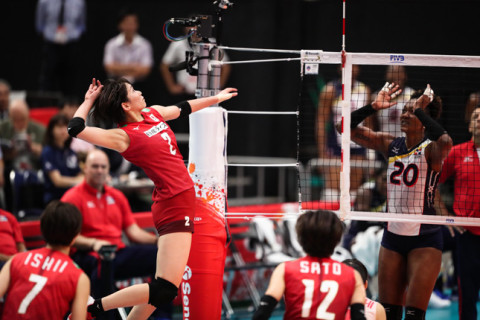 女子日本代表、ドミニカを3－1で破り開幕戦を白星で飾る　石井古賀の2枚エースが躍動　ワールドカップバレー2019 サムネイル