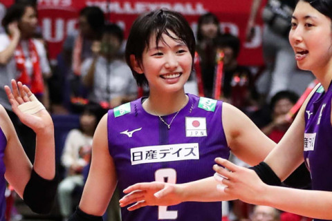 古賀紗理那「もっと勝ちに貢献するオフェンスをしたい」石井優希「若手の台頭には負けたくないしかない」W杯2019女子ケニア戦談話 サムネイル