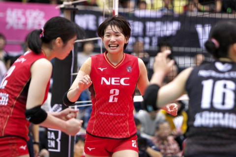 トヨタ車体が開幕4連勝。NECが今季初勝利。久光製薬が岡山に敗れる　V1女子 サムネイル