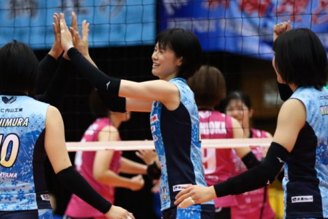 岡山・宮下遥がVリーグ出場通算230試合を達成。Vリーグ栄誉賞に サムネイル