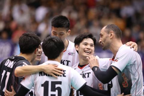 ジェイテクト7連勝　パナソニックが6勝で続く　V1リーグ男子 サムネイル