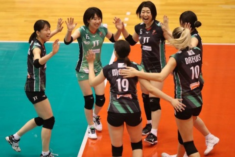 JTのスター1位が確定。プレミアはNECと久光製薬のファイナル8進出が決まる　V1女子 サムネイル
