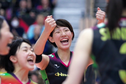 久光製薬、相手ホームで競り勝つ。岡山がファイナル８進出を決める サムネイル