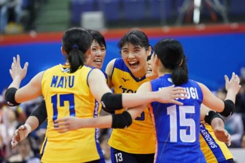 東レがトヨタ車体をストレートで下し、12勝目。デンソーも久光製薬にストレート勝利　V1女子 サムネイル