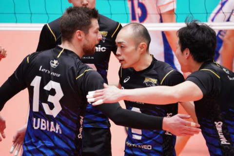 東レ・戸嵜嵩大「味方を勢いづけるプレーがしたい」、パナソニック・ミハウ・クビアク「大切なのは不調であっても勝利できること」 サムネイル