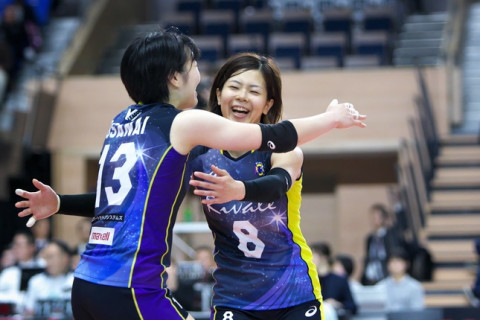 日立・長内美和子「強い気持ちで頑張りたい」、姫路・金杉由香「大事な場面で1点を絶対取り切れるのがエース」 サムネイル