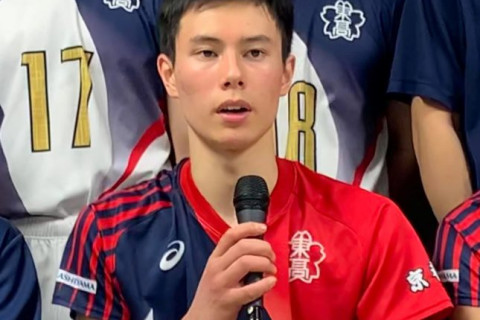 東山・髙橋藍「最高で最強のチームだった」　春の高校バレー優勝記者会見（男子） サムネイル