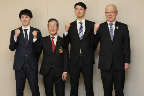 元日本代表浅野博亮が発起人　ＶＲＡＶＯ Ｎ ｐｌｕｓ創設　長野県中心としたバレー選手の育成など目指す サムネイル