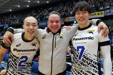 モッタ　パエス・マウリシオコーチ（パナ）「とても素晴らしい4年間でした。ただ家族のもとに帰る時が来たのです」 サムネイル