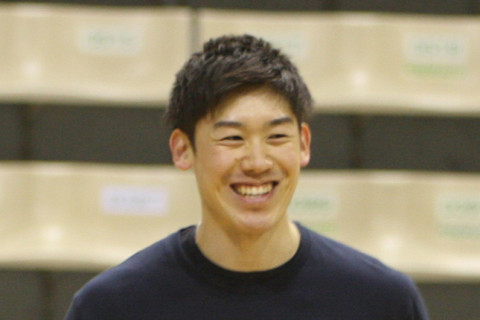 石川祐希帰国報告「到着空港でのPCR検査は陰性で、無事に14日間の経過観察を終え、健康に生活することができています」 サムネイル
