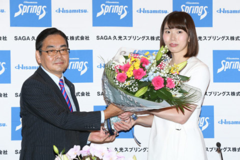 新鍋理沙引退記者会見（全文）「これからはバレーボールの素晴らしさを伝えていきたい」 サムネイル