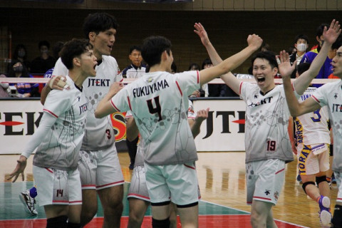 王者ジェイテクトが圧巻の西田ショーで開幕V　最後は歌謡ショー　 日本代表・西田有志が39得点 サムネイル