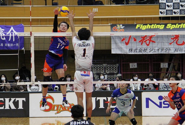 東レ篠田監督、開幕戦で新人3人抜擢も惜しくも息切れ