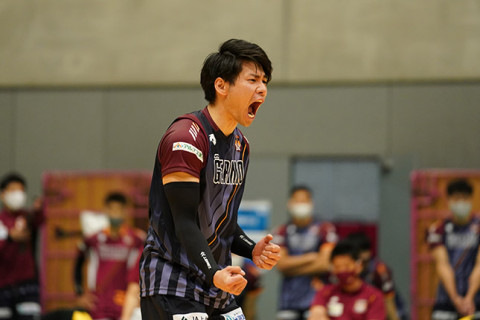VC長野 戸嵜「次に繋がる試合になった」、池田「攻撃力が高くなったのが一番の変化」V1男子記者会見 サムネイル