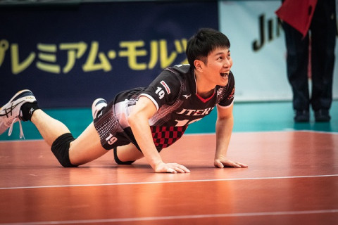 “小さな巨人”浅野は再びコートで輝く。右肩けがから復活期す　 ジェイテクトSTINGS・浅野博亮インタビュー サムネイル