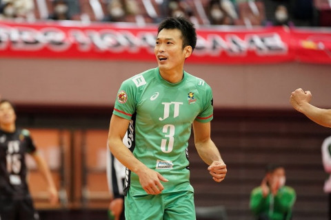 JTサンダーズ広島・深津旭弘がVリーグ通算230試合出場達成 サムネイル