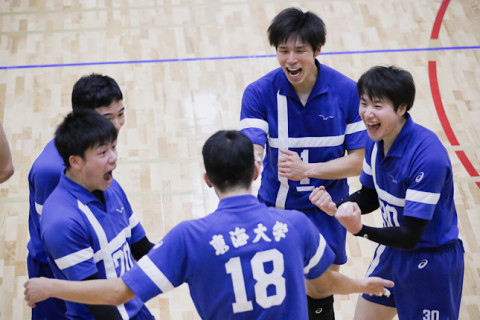 フォト 東海大学バレーボール部 新井雄大ら　2020.12.02 全日本インカレ 荒川総合スポーツセンター サムネイル