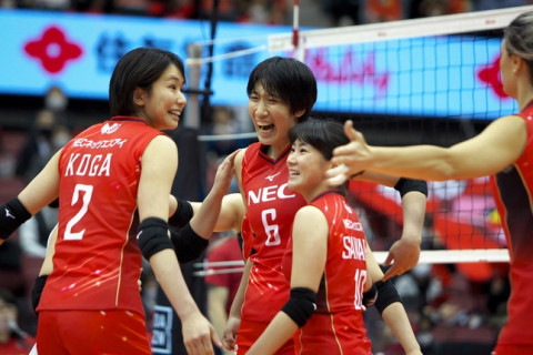 姫路・荒谷栞「NECは熱のあるチーム。その印象は今も変わらない」、NEC・澤田由佳「トス回しとトスの質にこだわりたい」　V1女子会見 サムネイル