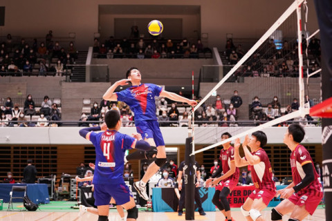 4試合中3試合がフルセット　長友号泣　サントリー東レ戦は新型コロナウイルス罹患選手1名のため中止　V1男子 サムネイル