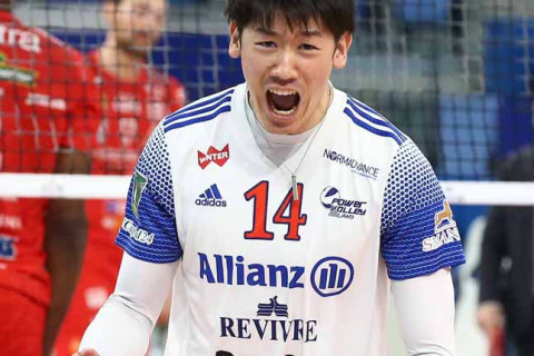 石川は今季最多25得点と奮闘するも、 フルセットで敗れ3連敗　9位後退「負けたが非常に良いプレーができた」 サムネイル