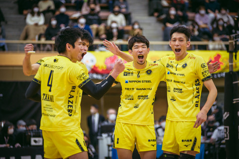 フォト 堺ブレイザーズ 関田誠大、樋口裕希、高野直哉ら　2021.2/6奈良 サムネイル