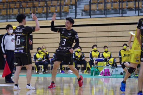サフィルヴァ北海道今季初の連勝、つくばユナイテッドサンガイアは中止分以外の全日程終了　V2男子 サムネイル