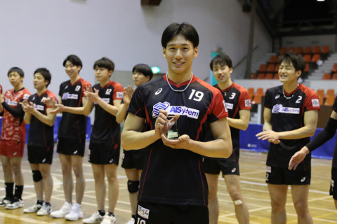 近畿クラブスフィーダが初優勝　2020-21シーズンは2巡で終了　大学1年中西が4つの個人賞受賞　V3男子 サムネイル