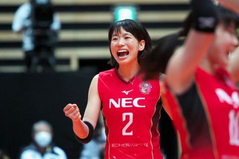 フォト 古賀紗理那・島村春世・廣瀬七海・田代佳奈美・井上琴絵・奥村麻依ら　NEC vs デンソー V1女子3位決定戦　　 サムネイル