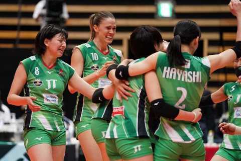 JTマーヴェラスが2年連続3回目の優勝。MVPにJT・小幡真子、敢闘賞は東レ・黒後愛　V1女子 サムネイル